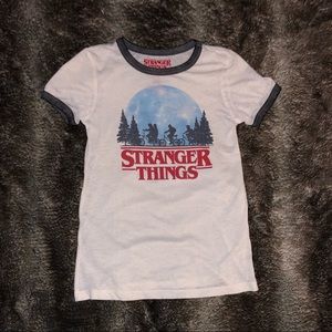 New w/o tags lightweight “Stranger Things” T